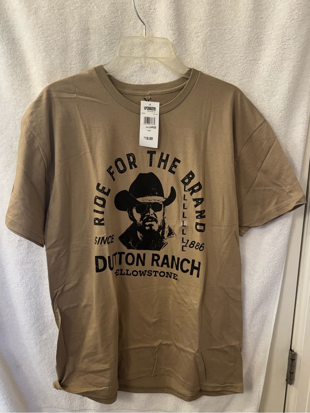 New Mens Yellowstone Dutton Ranch Ride For The Brand Size XL Tan T-Shirt NWT Rip